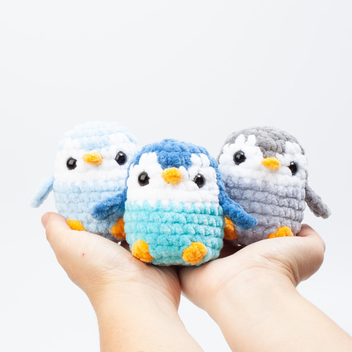 No Sew Penguin Amigurumi Crochet Pattern, fast and easy plush toy tutorial