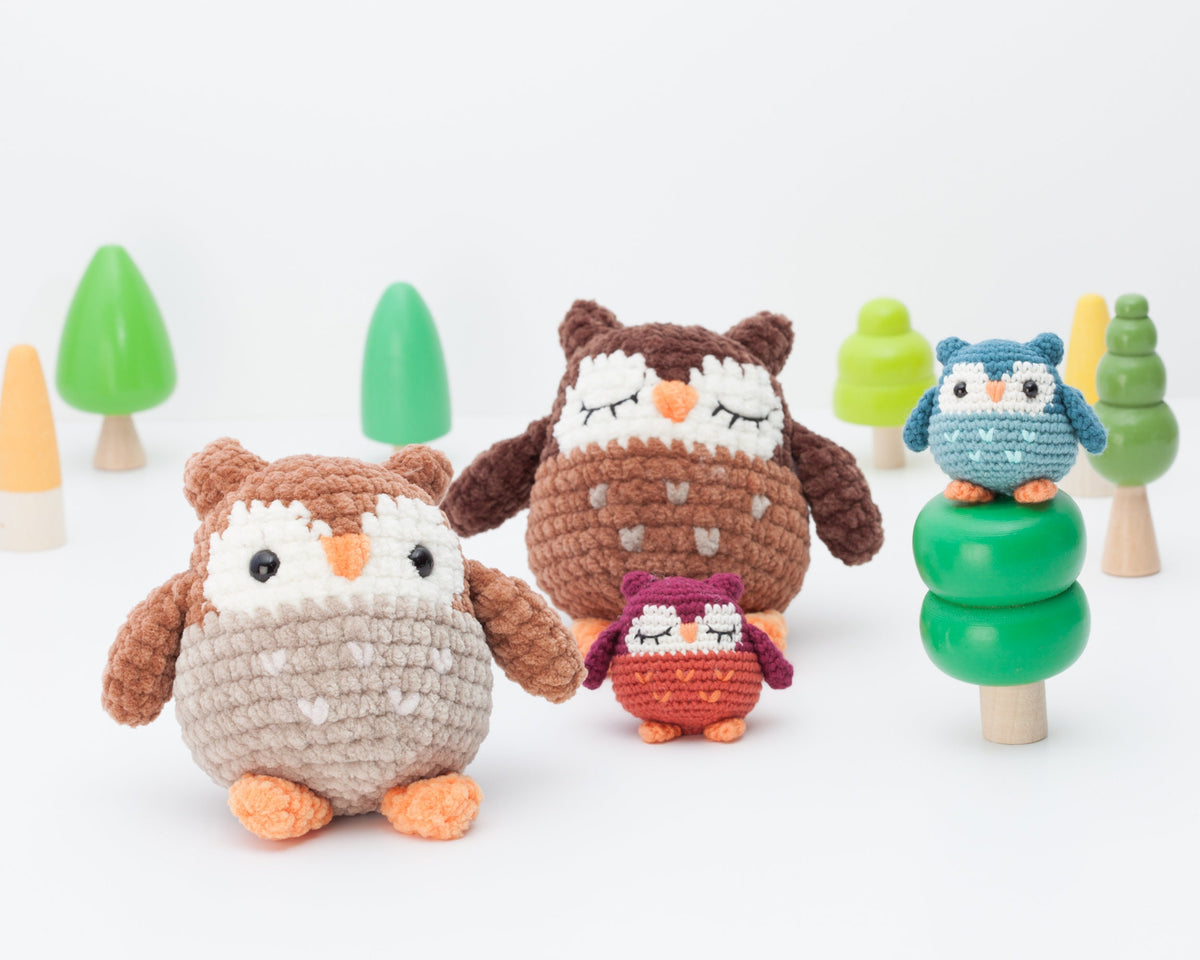 Plush owl crochet pattern, chunky mini owl amigurumi pattern, chubby plushie, PDF