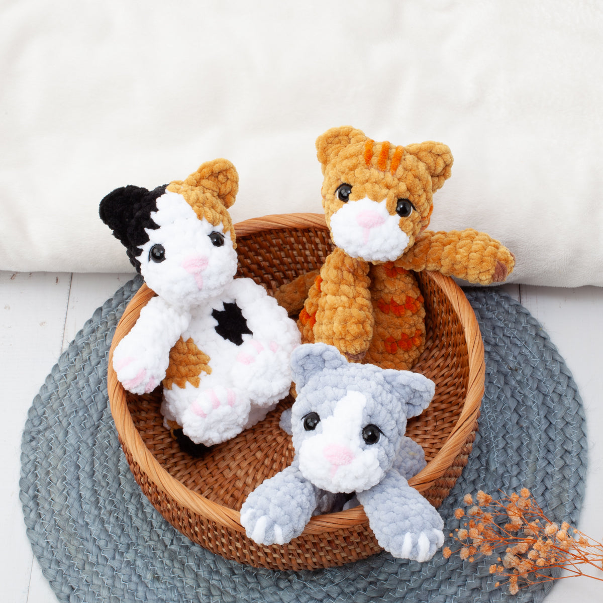 3-in-1 No Sew Cat Snuggler Crochet Pattern, Kitten Lovey Amigurumi