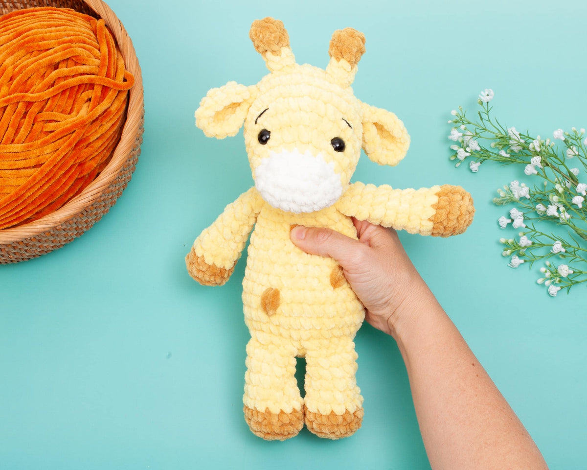 Crochet Giraffe Pattern – Amigurumi Plushie – Digital PDF Crochet Tutorial