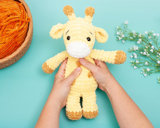 Crochet Giraffe Pattern – Amigurumi Plushie – Digital PDF Crochet Tutorial