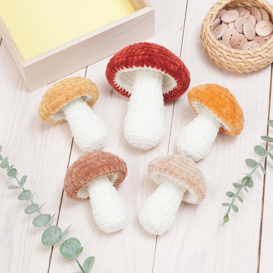 Crochet mushroom pattern, No sew, chunky mushroom crochet pattern. Big and small