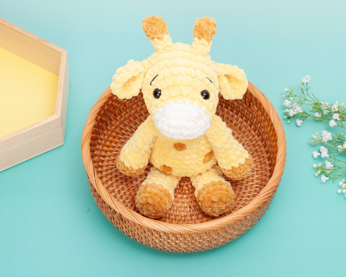 Crochet Giraffe Pattern – Amigurumi Plushie – Digital PDF Crochet Tutorial
