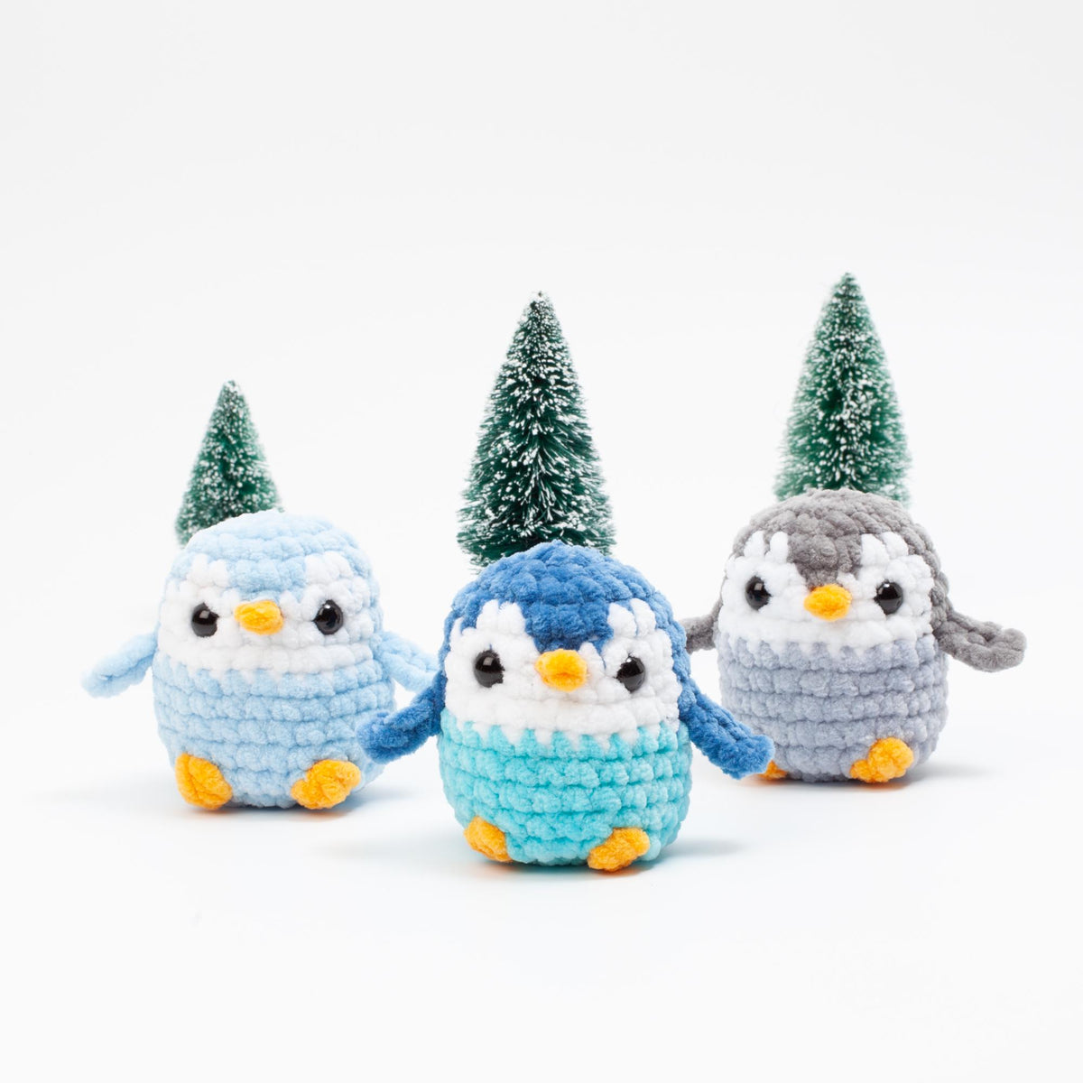 No Sew Penguin Amigurumi Crochet Pattern, fast and easy plush toy tutorial